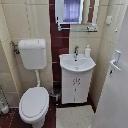 Fontana Apartment *